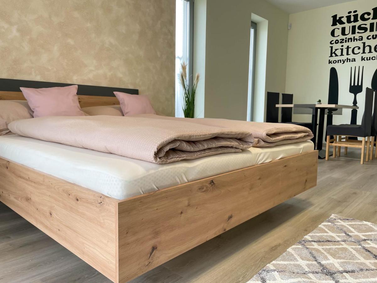 Apartmány Katalin Dunajská Streda Esterno foto