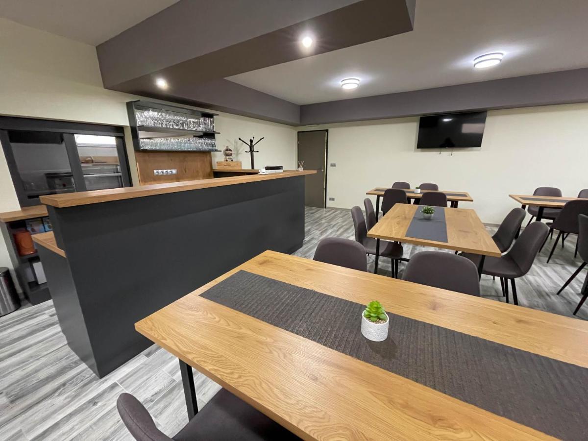 Apartmány Katalin Dunajská Streda Esterno foto